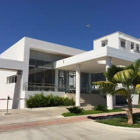 Bed & Breakfast Cuarto Cerca A Playa De Manzanillo Del Mar *